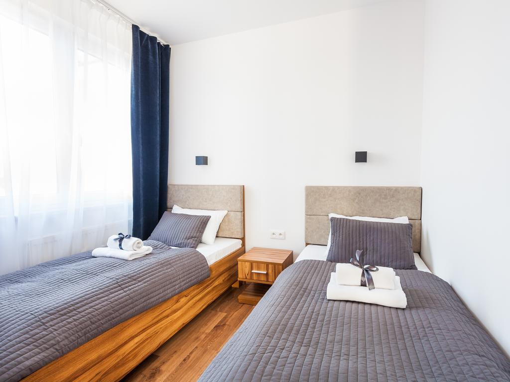 Marina Plaza Apartamenty Jastarnia Room photo